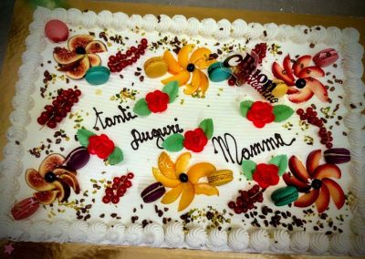 Torte matrimonio, anniversario, laurea, feste e compleanni.