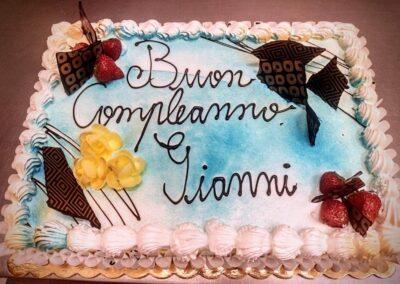 Torte matrimonio, anniversario, laurea, feste e compleanni.