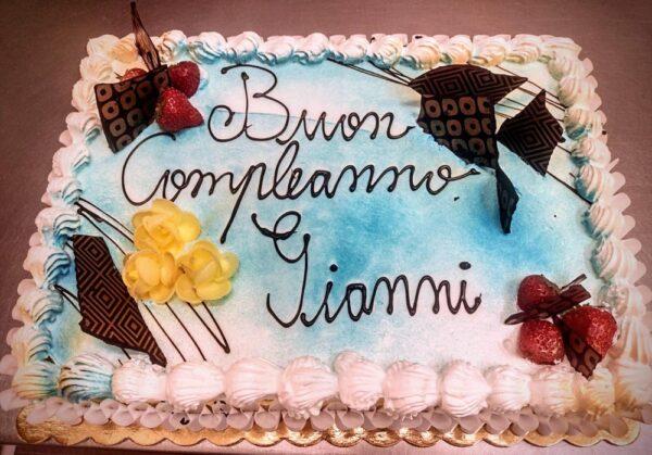 Torte matrimonio, anniversario, laurea, feste e compleanni.